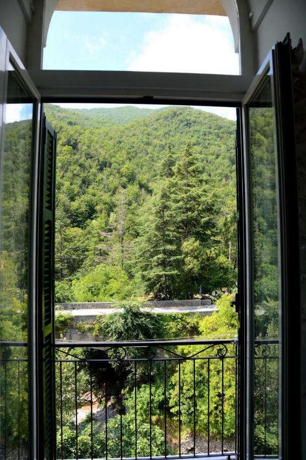Ciassa Noeva Apartment Pieve di Teco Bagian luar foto