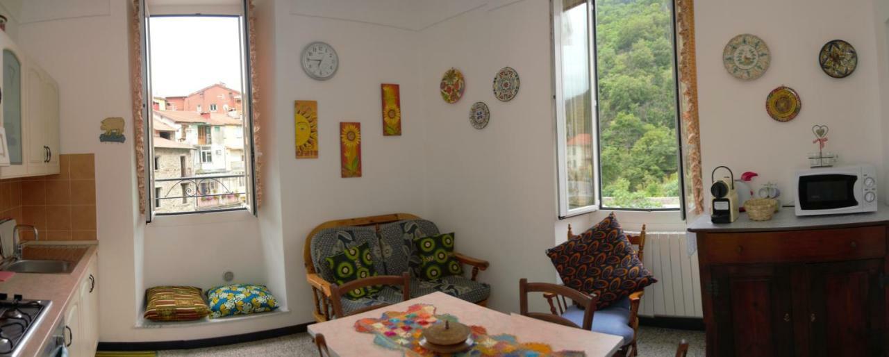 Ciassa Noeva Apartment Pieve di Teco Bagian luar foto