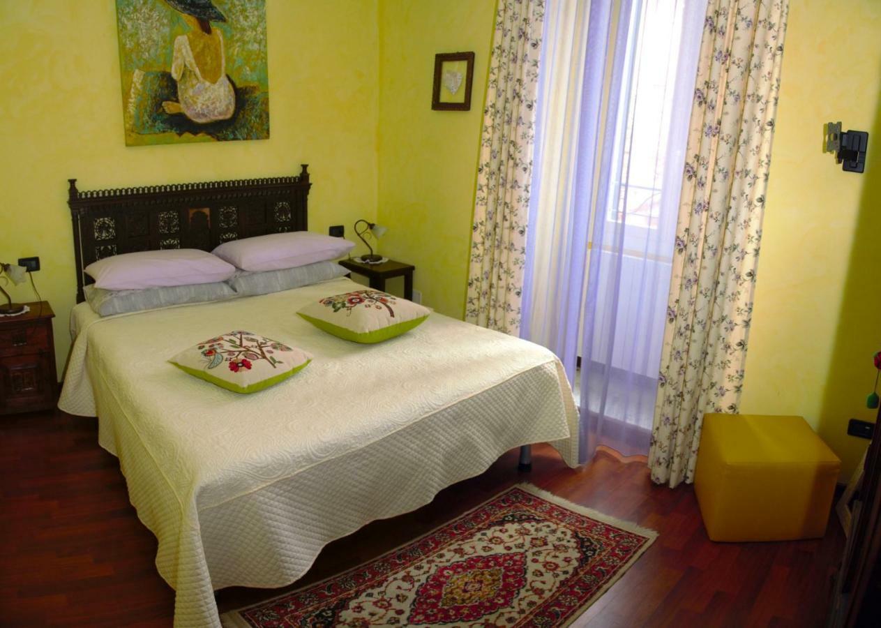 Ciassa Noeva Apartment Pieve di Teco Bagian luar foto